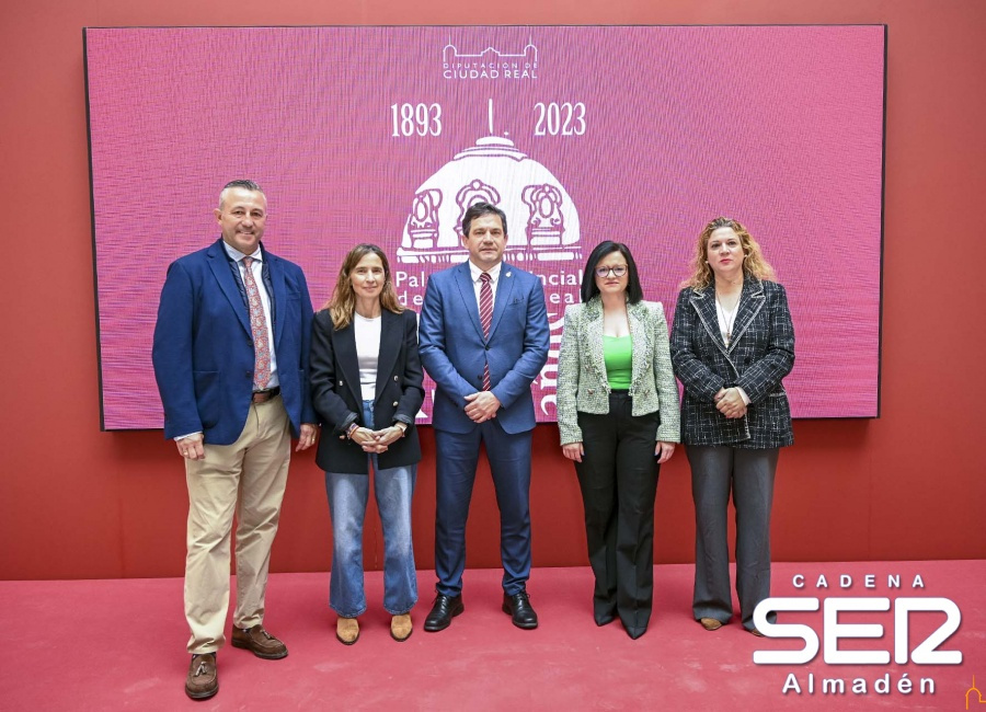 Valverde anuncia los actos para conmemorar el 130 aniversario del Palacio de la Diputación