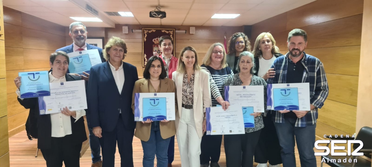 Diez empresas y entidades de Almadén y Chillón reciben el distintivo de Calidad Turística