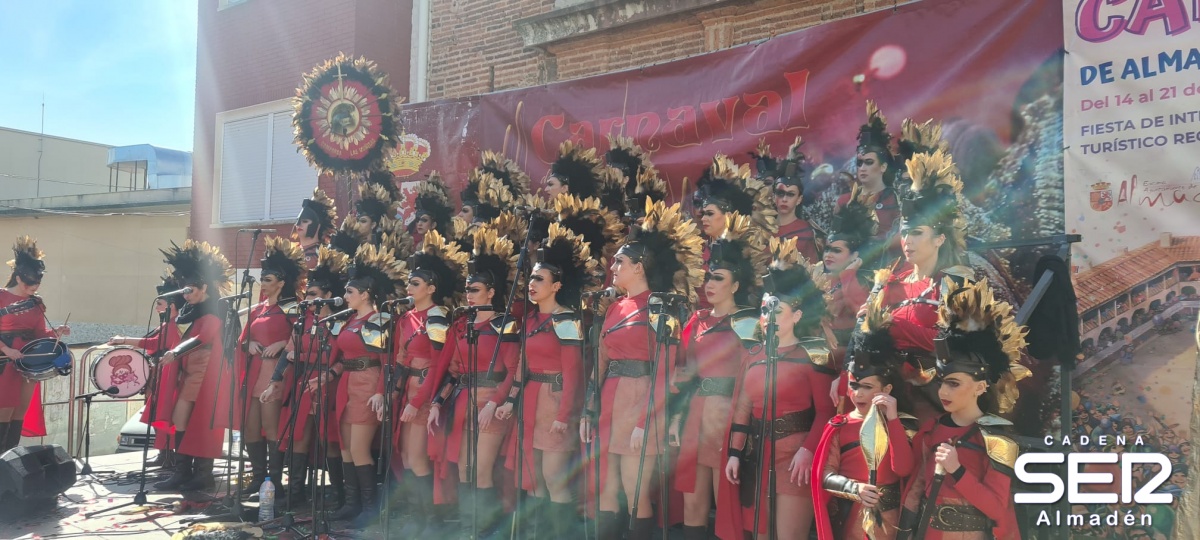 Carnaval Almadén 2026: Comparsa Las Muñecas
