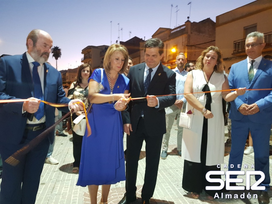 Presidente Diputación inaugura la Feria de Almadén 2024