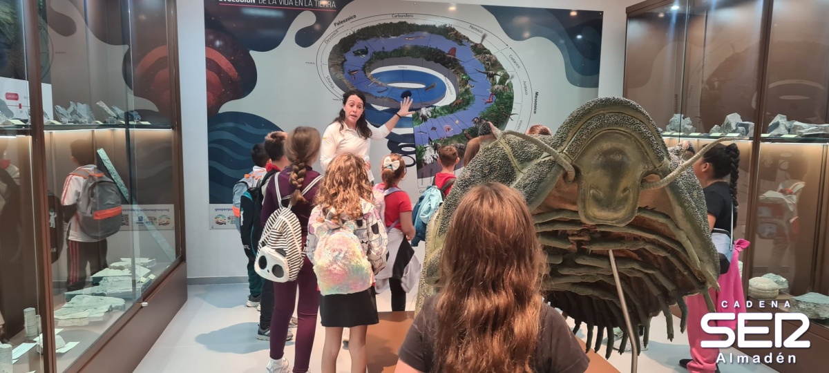 El CEIP Hijos de Obreros celebra el Día Internacional de la Geodiversidad en la EIMIA