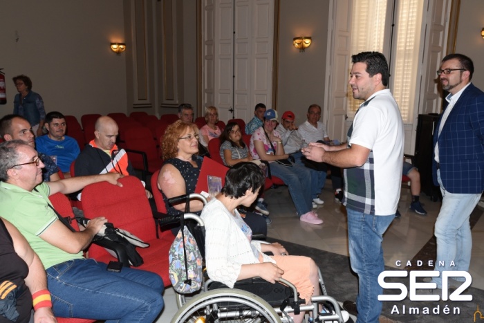 La Asociación Aljaral de Almadén visita la Diputación de Ciudad Real