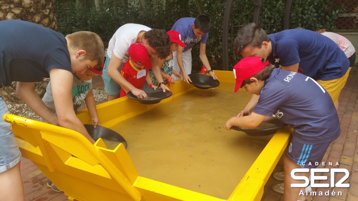 Éxito de participación del II Campamento de Geología, Minería y Medio Ambiente de la EIMIA