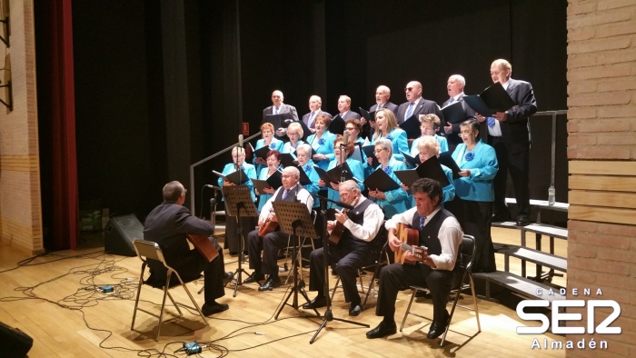 Coro y Rondalla del Centro de Día de Mayores de Almadén