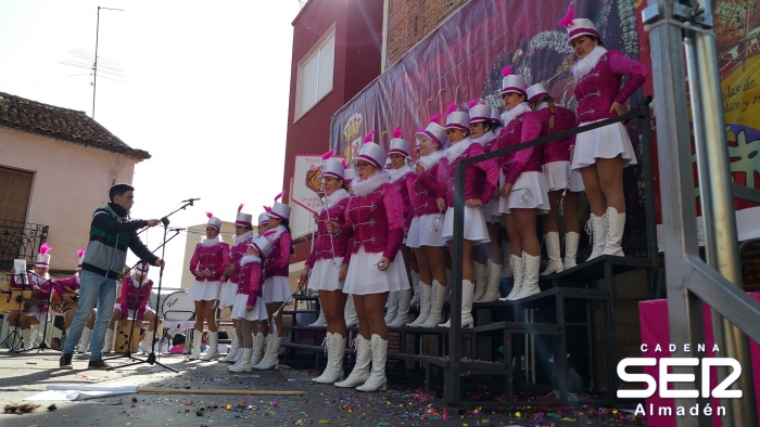 Carnaval Almadén 2016. Actuación Comparsa "Dando la Vara, La unión hace la fuerza"