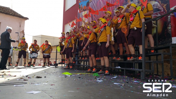 Carnaval Almadén 2016. Actuación Murga " Ap Ventureros"