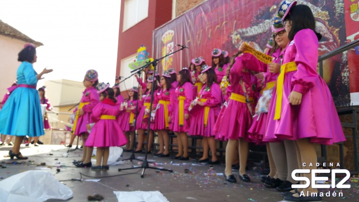 Carnaval Almadén 2016. Actuación Comparsa "Frunciendo el Carnaval"