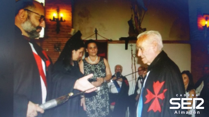 La Orden del Sácer de Saceruela nombra a sus nuevos caballeros y damas como reza la tradición del siglo XVI