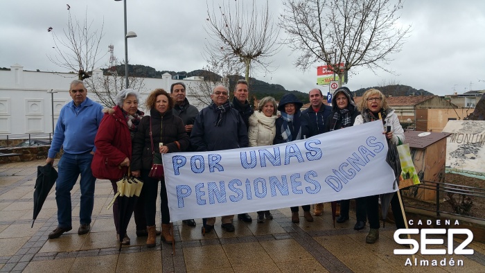 Pensionistas "indignados" se concentraron en Almadén