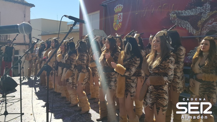 Carnaval Almadén 2020: Chirigota Las Chirichochis "De la cueva se sale"