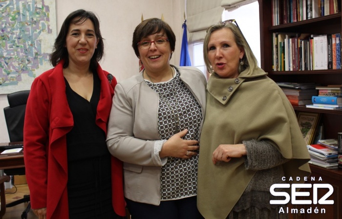 La Junta de Comunidades y el Ayuntamiento de Guadalmez analizan el proyecto de la residencia de mayores  