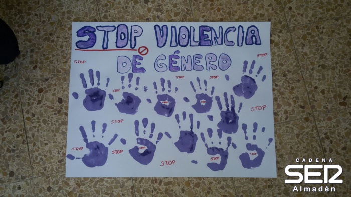 Guadalmez también se concentró contra la violencia de género