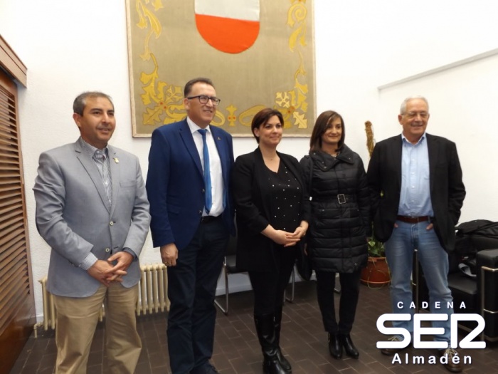 Almadén y Puertollano retoman la reivindicación de la construcción de la A-43