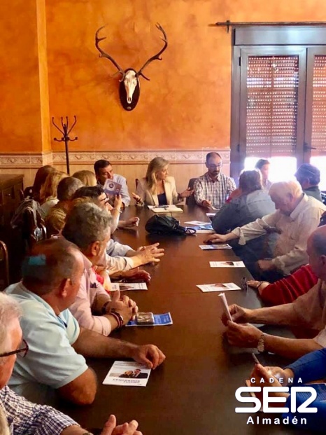 Merino (PP) anuncia en Chillón la creación de la D.G. de Ganadería