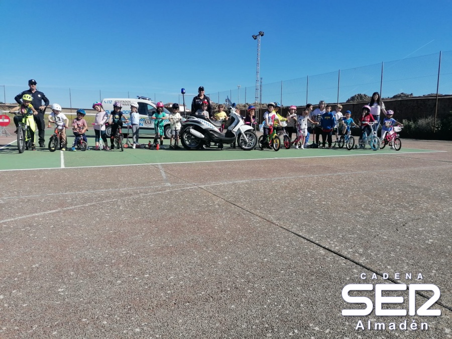 Policía Almadén realiza programa "ENTORNO 00" en el CEIP Jesús nazareno