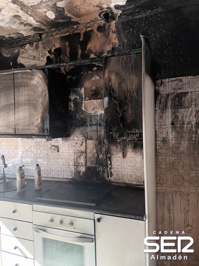 La Familia Sánchez necesita ayuda tras el incendio de su cocina