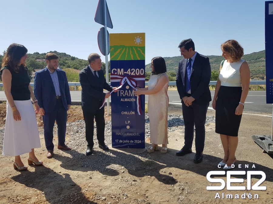 Page inaugura el arreglo de la CM-4200 y dice que la A-43 está más cerca
