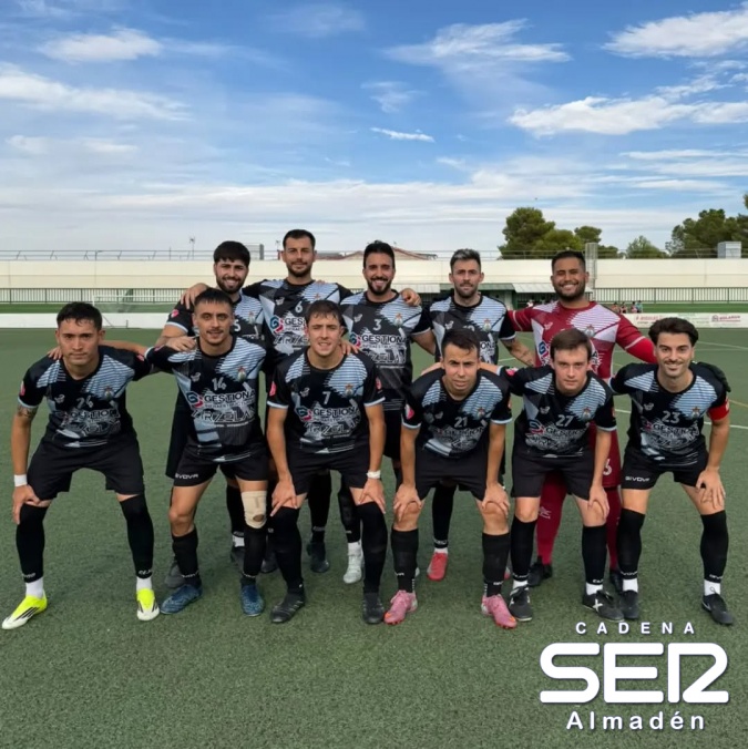 Doble victoria del Patrimonio Almadén CF