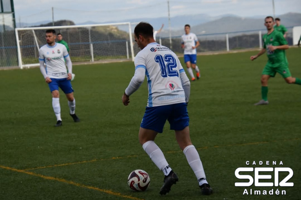 Gran victoria del Patrimonio Almadén CF frente a Puertollano