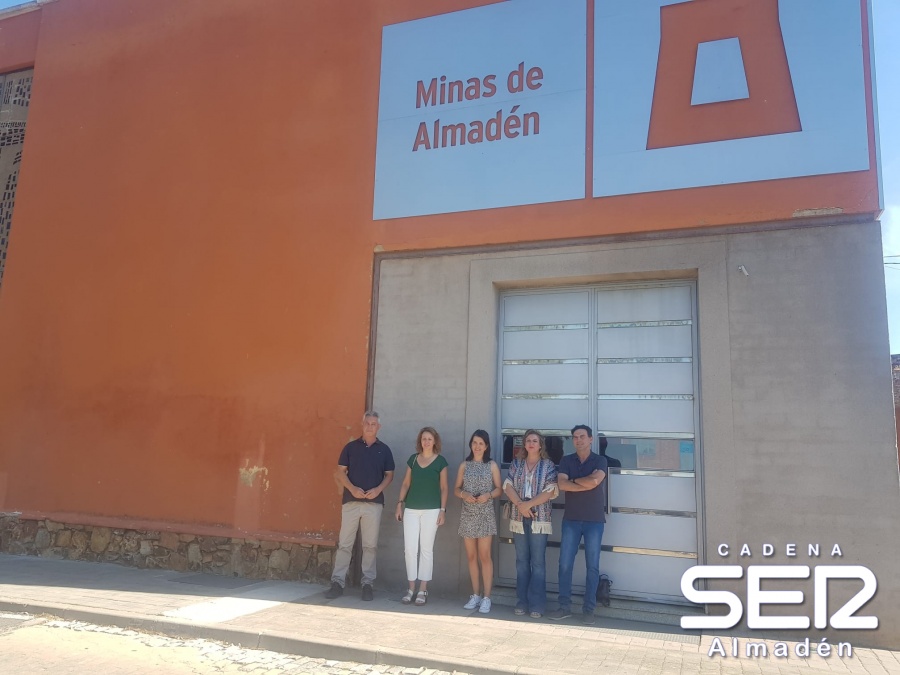 La Vicepresidenta de la Diputación se interesa por el Patrimonio Turístico de Almadén