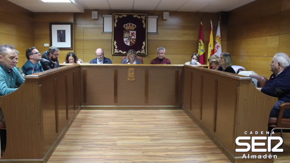 Pleno extraordinario celebrado hoy en el Ayuntamiento de Almadén