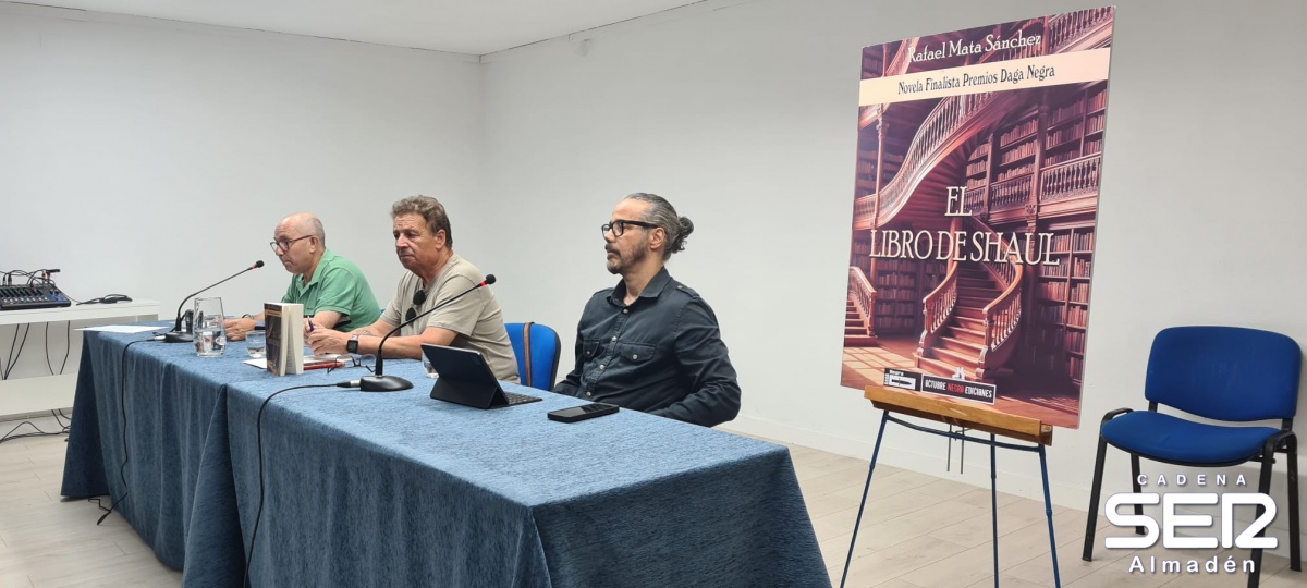 Rafa Mata presenta 'El Libro de Shaul', su última novela