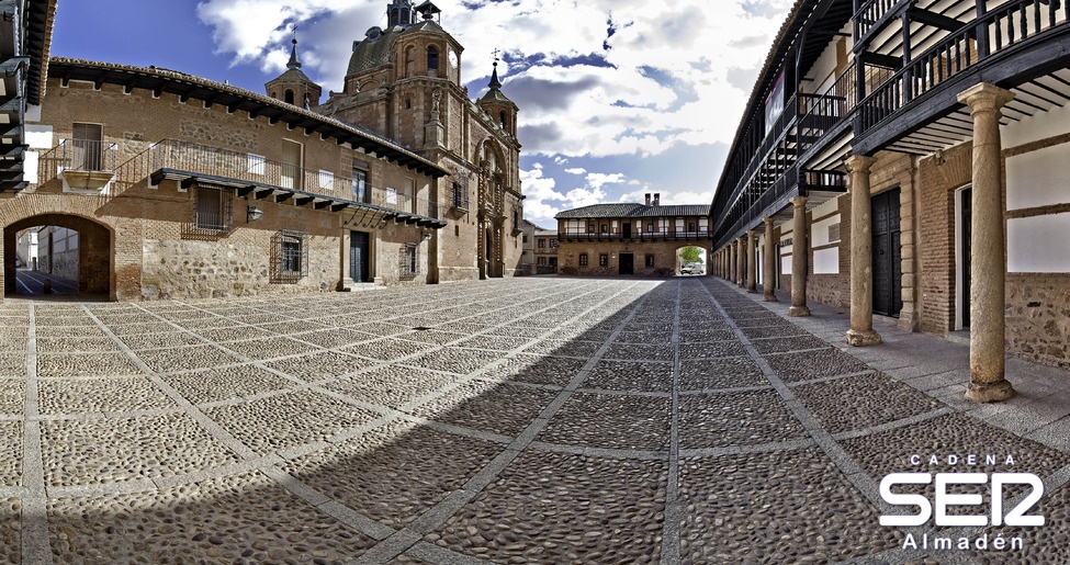 Un viaje Inolvidable: El Vaticano Manchego, San Carlos del Valle y Agudo