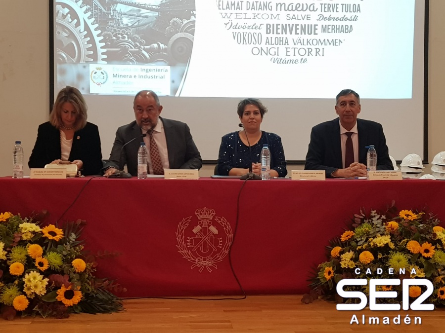 El Rector de la UCLM preside el acto académico de Santa Bárbara de la EIMIA