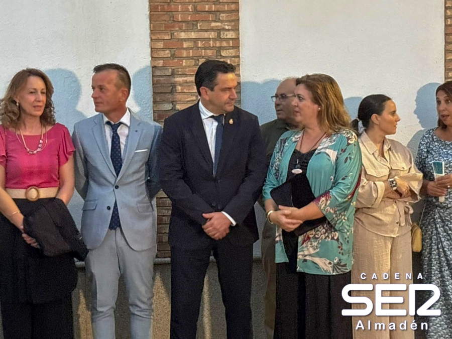 Valverde expresa en Almadenejos el compromiso de la Diputación con los municipios más pequeños de la provincia