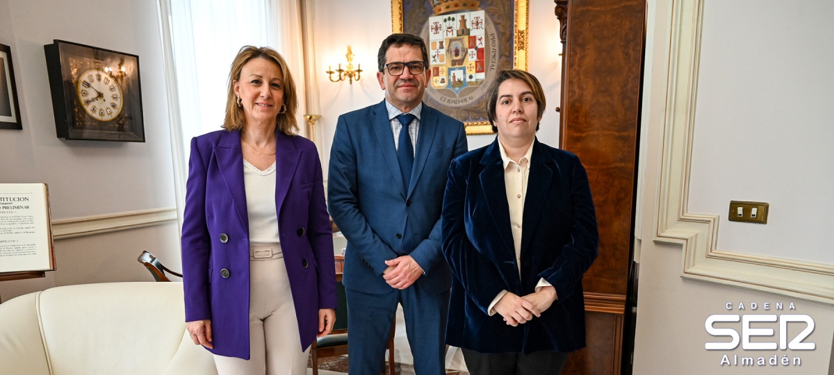 Valverde anuncia la continuidad de las becas a estudiantes internacionales de la EIMIA