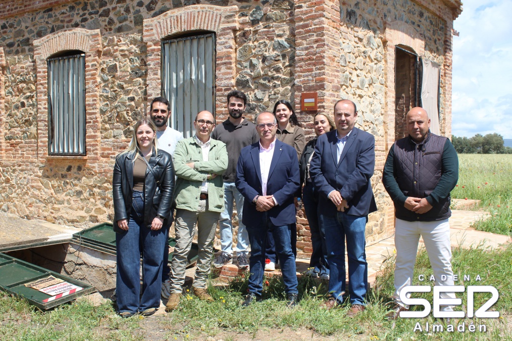 El Gobierno regional impulsa la recuperación del campo de aviación de Saceruela